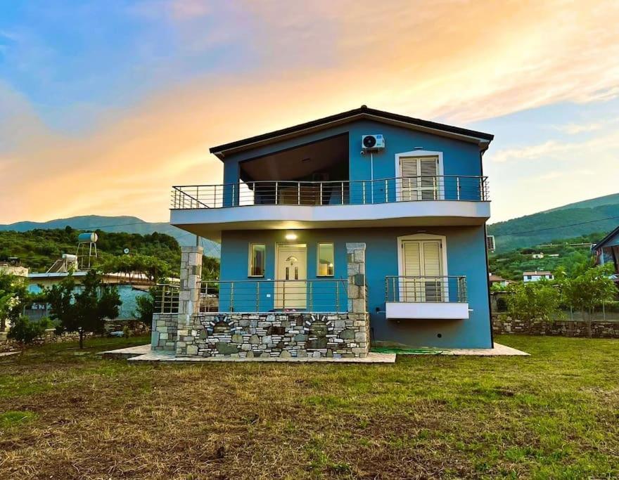 Amla'S Villa 베라트 외부 사진